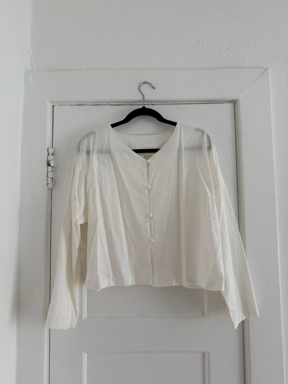 Everyday Cream Button-Front Women’s Top